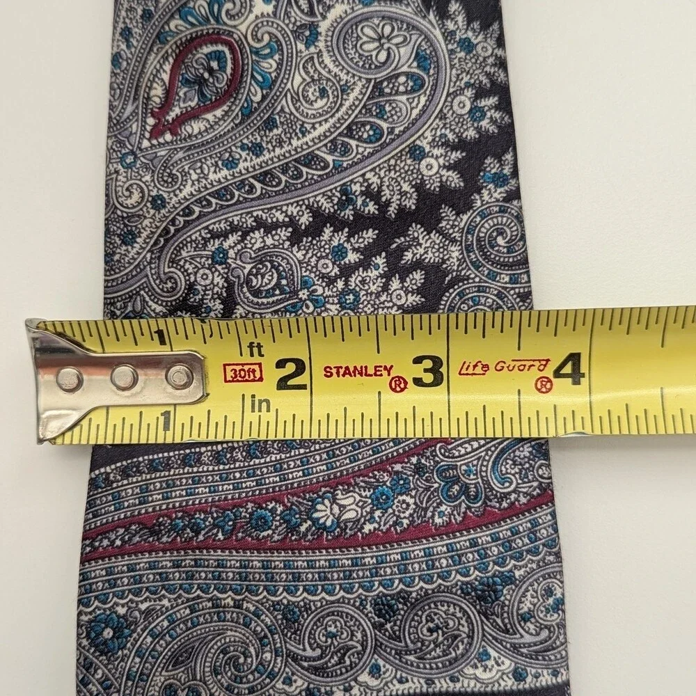 2 Elegant Men's Silk Ties - Detailed Patterns - Paisley and Floral/Geometric